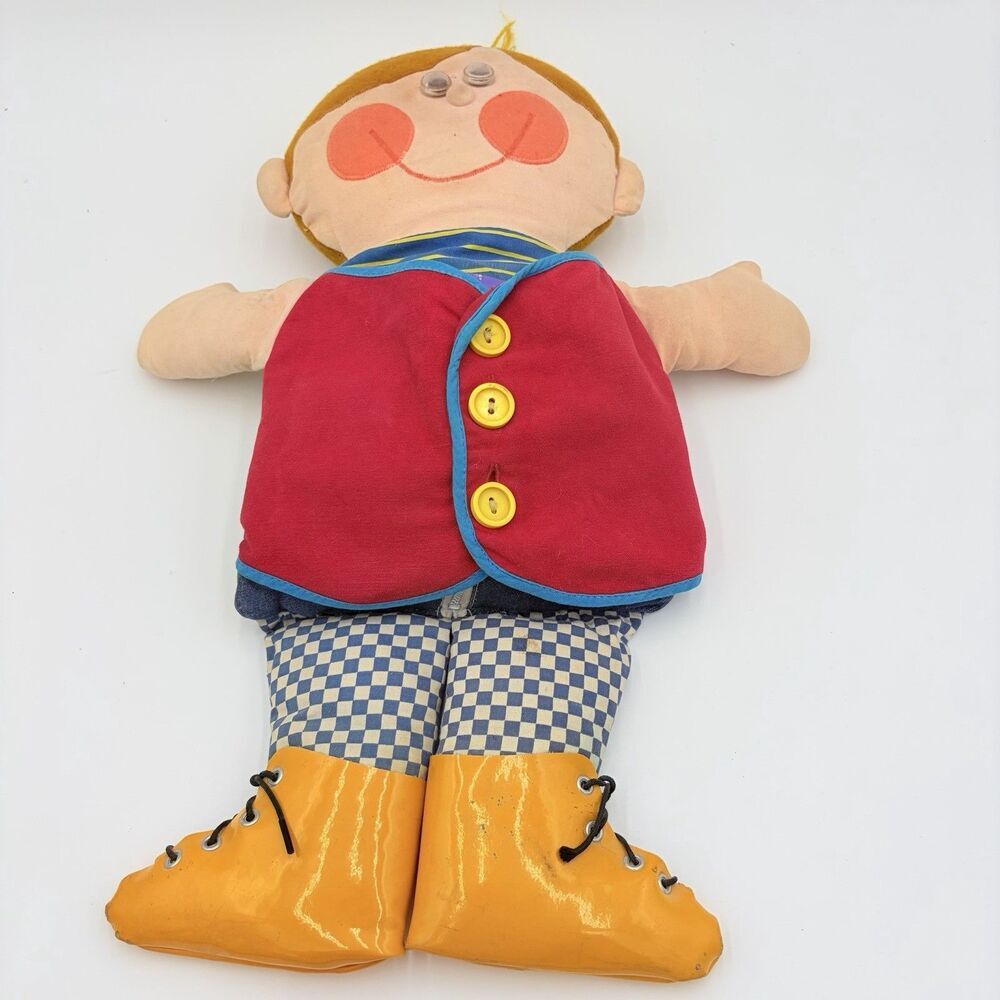 PLAYSKOOL DAPPER DAN Teaching Doll Vintage Plush Button Zipper Lace Snap Toy